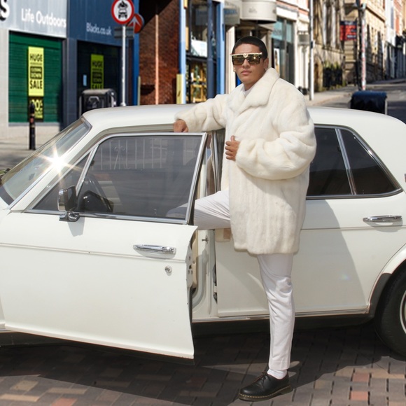 Men's White Mink Fur Jacket - Picture 2 of 2